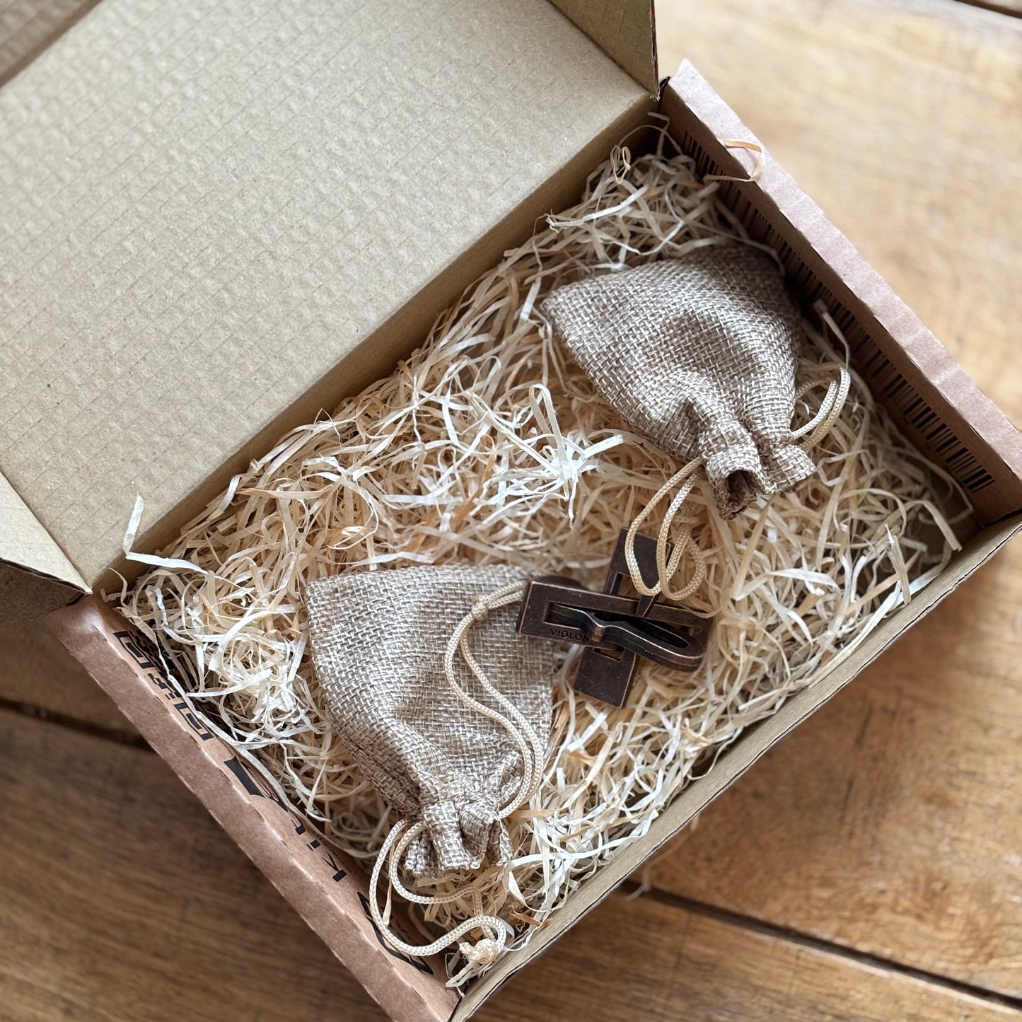Surprise Box XS (3 brainteasers)