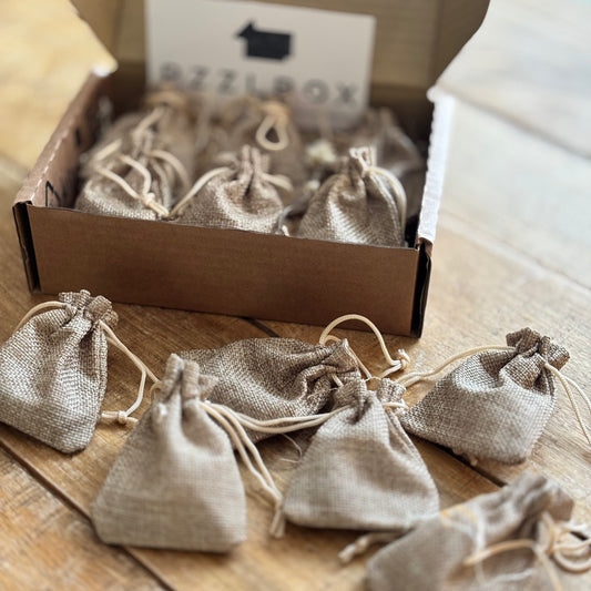 Surprise Box L (12 brainteasers)